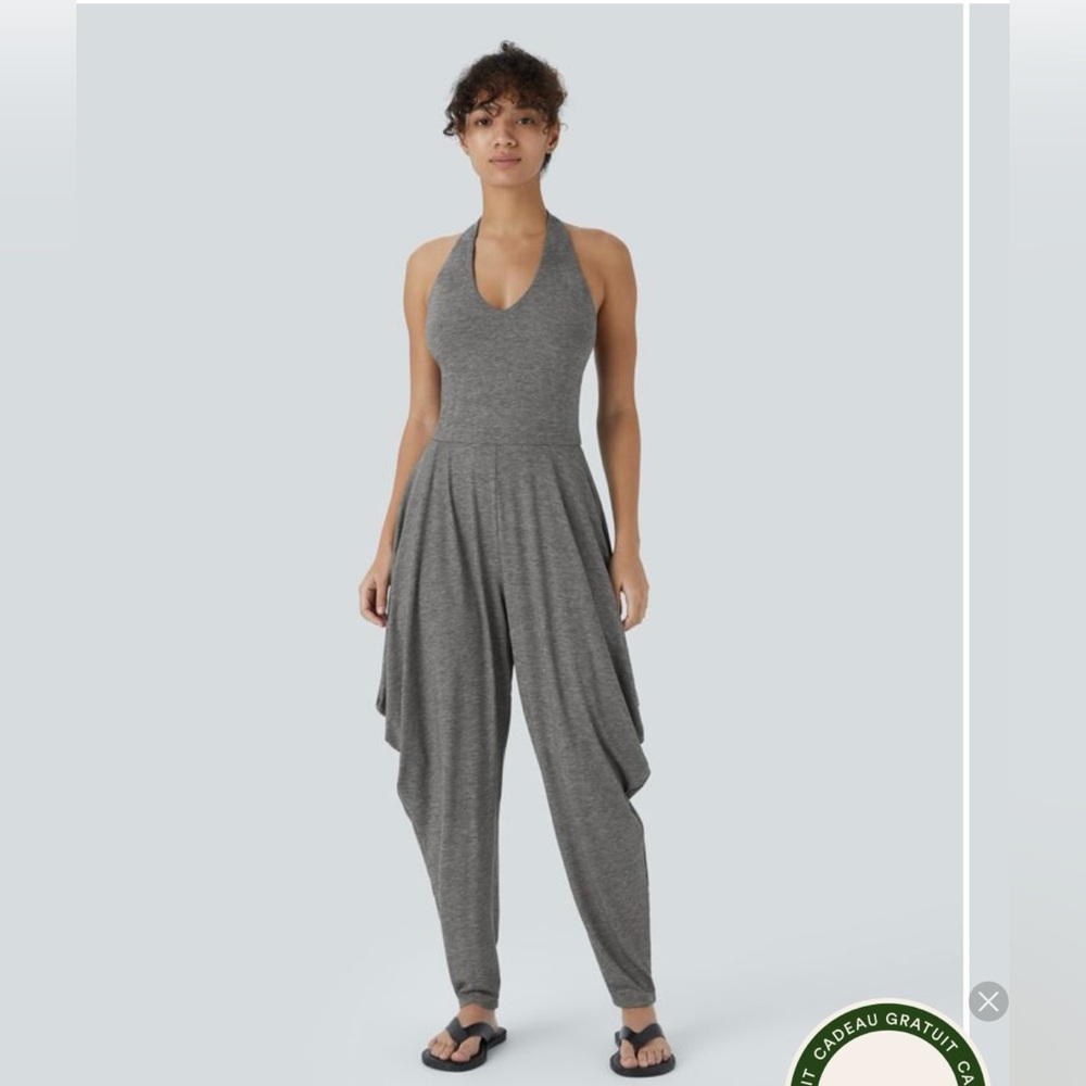 NWOT Halara halter romper, size XL